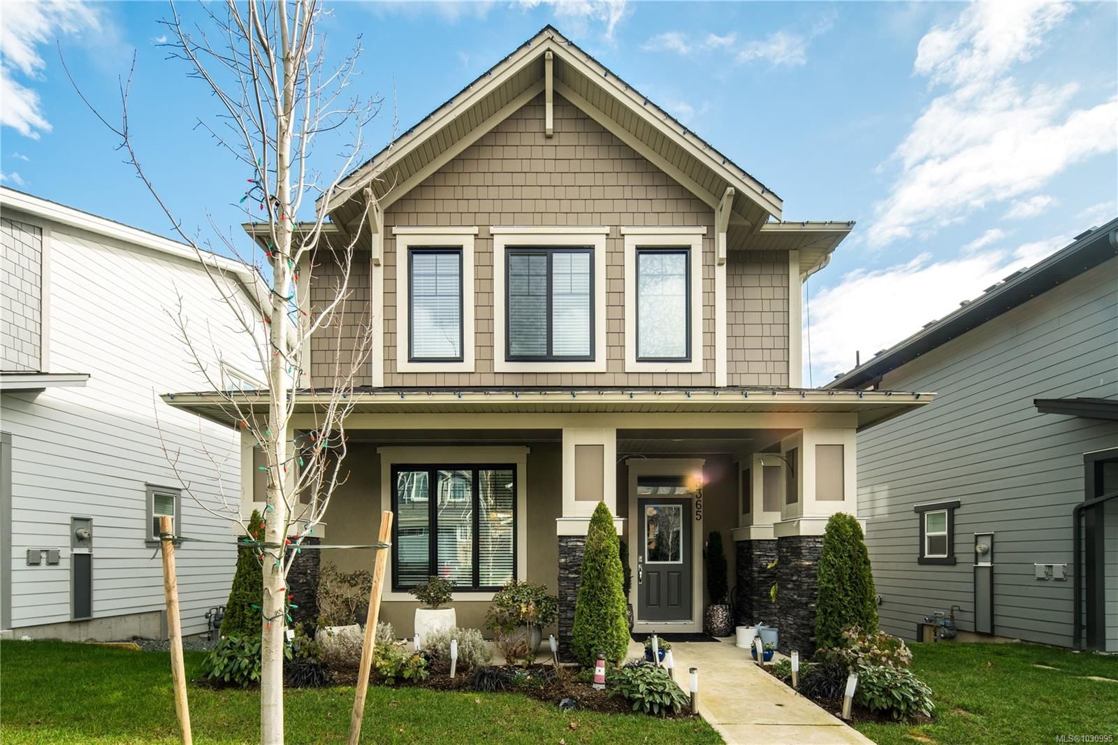 {"zip":"V9C 0R5","area":"Capital Regional District","city":"Colwood","state":"BC","country":null,"district":null,"addressKey":"3365sandpiperstreetcolwood","streetName":"Sandpiper","unitNumber":null,"neighborhood":"Co Royal Bay","streetNumber":"3365","streetSuffix":"St","communityCode":null,"streetDirection":null,"majorIntersection":null,"streetDirectionPrefix":null}