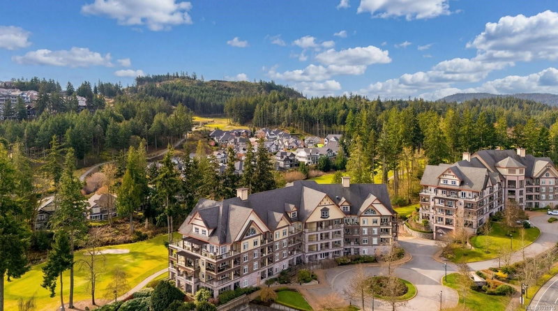 1375 Bear Mountain Pkwy #301, Langford, British Columbia