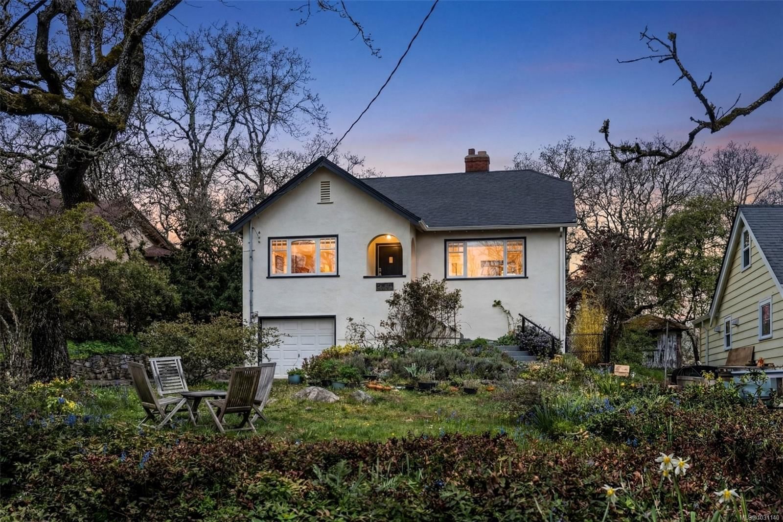 {"zip":"V8P 3K1","area":"Capital Regional District","city":"Saanich","state":"BC","country":null,"district":null,"addressKey":"3404connortonlanesaanich","streetName":"Connorton","unitNumber":null,"neighborhood":"SE Maplewood","streetNumber":"3404","streetSuffix":"Lane","communityCode":null,"streetDirection":null,"majorIntersection":null,"streetDirectionPrefix":null}