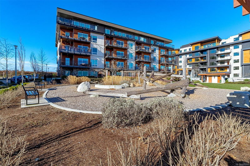 2500 Hackett Cres #307, Central Saanich, British Columbia