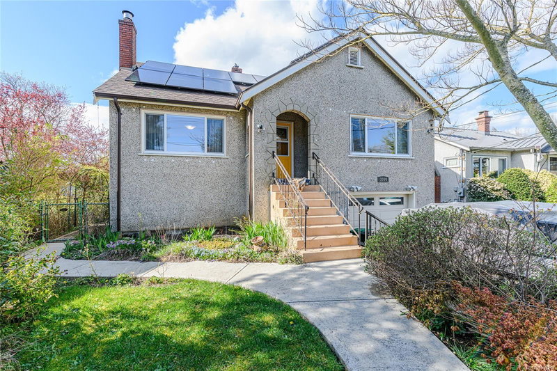 3090 Balfour Ave, Victoria, British Columbia