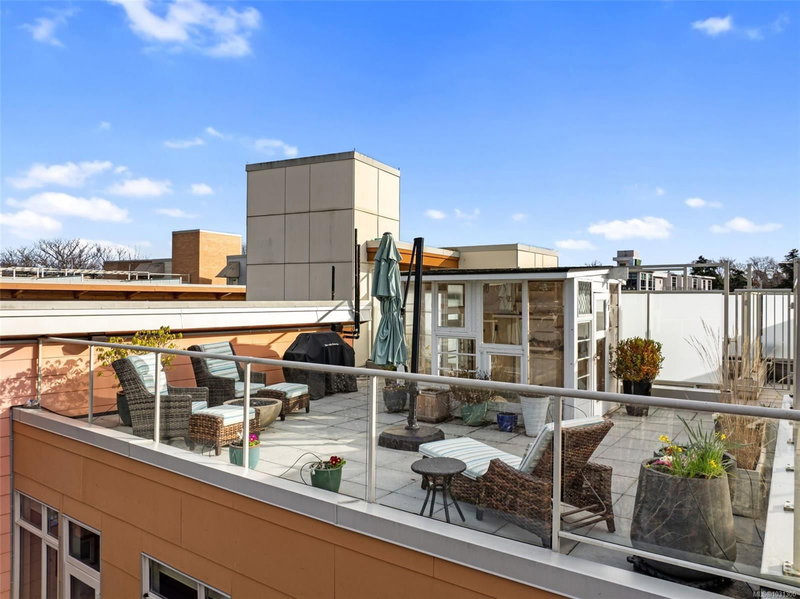 1035 Sutlej St #304, Victoria, British Columbia