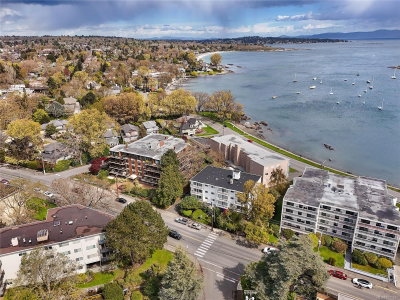 #102 – 1400 Newport Ave, Oak Bay