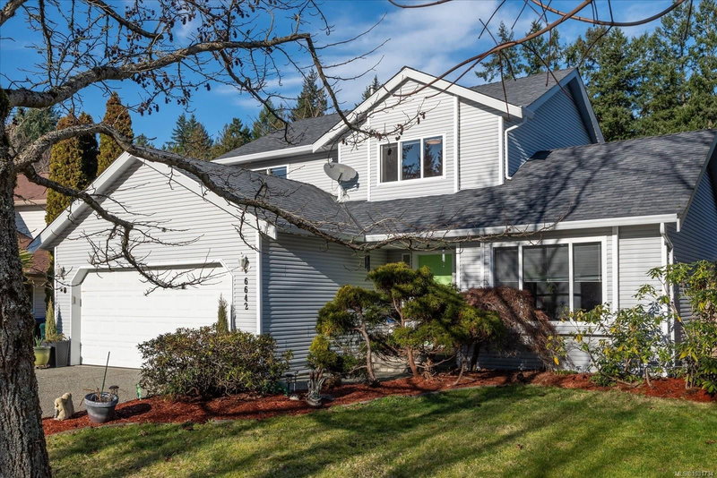 6642 Nathan Rd, Nanaimo, British Columbia