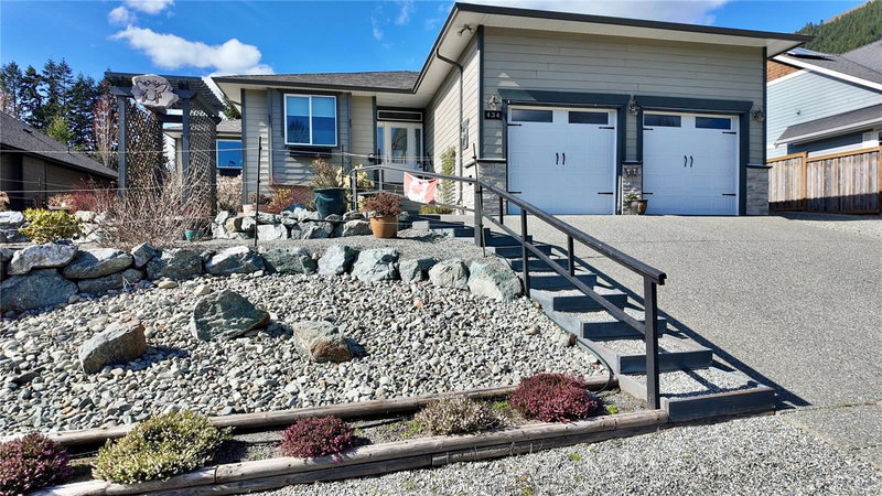 434 Mountain View Dr, Lake Cowichan, British Columbia