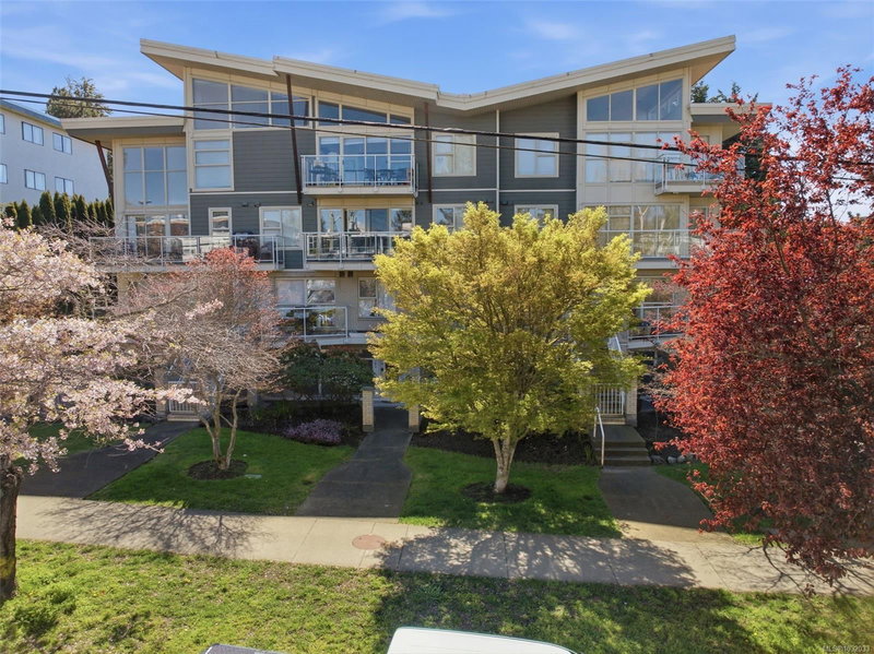 1155 Yates St #206, Victoria, British Columbia