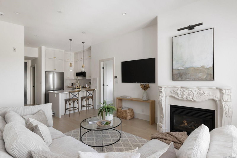 1335 Bear Mountain Pkwy #403, Langford, British Columbia