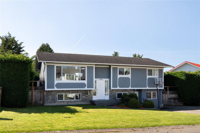 4119 Cabot Pl, Saanich, British Columbia