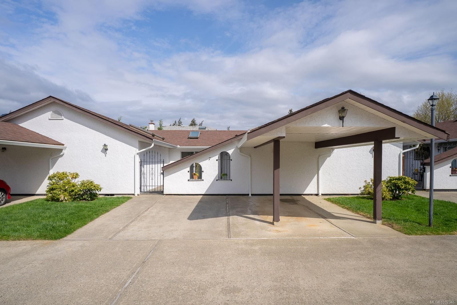 7 3031 Sherman Rd