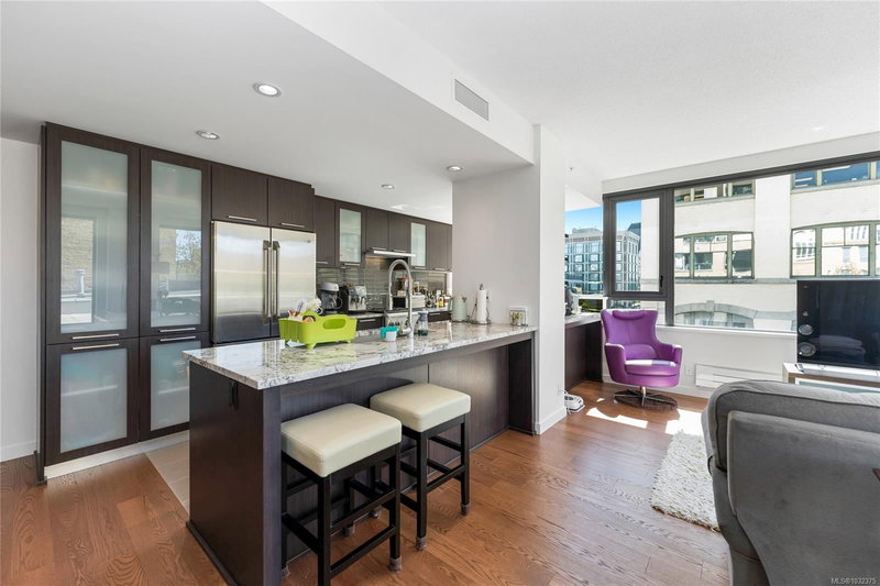 608 Broughton St #302, Victoria, British Columbia