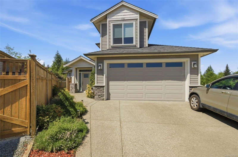 751 James Pl, Ladysmith, British Columbia