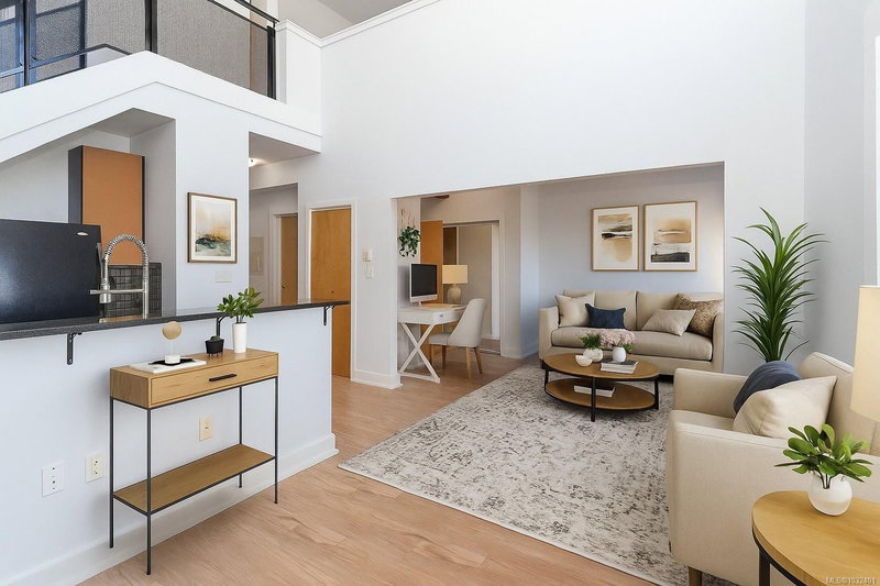 599 Pandora Ave #323, Victoria, British Columbia