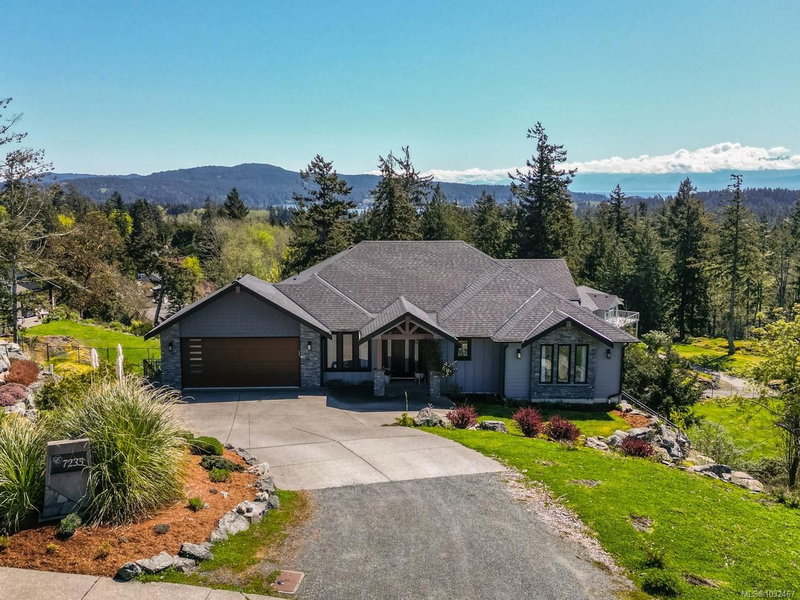 7235 Spar Tree Way, Sooke, British Columbia