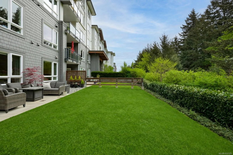 960 Reunion Ave #111, Langford, British Columbia