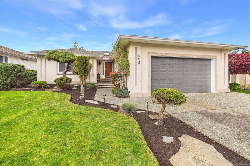 6062 Clarence Way, Nanaimo, British Columbia