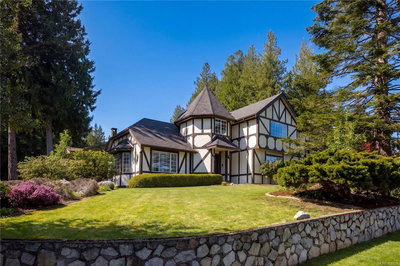 1753 Mayneview Terr, North Saanich