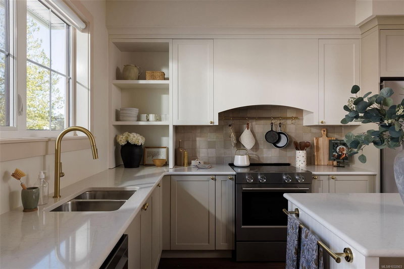 3522 Greystone Close, Langford, British Columbia