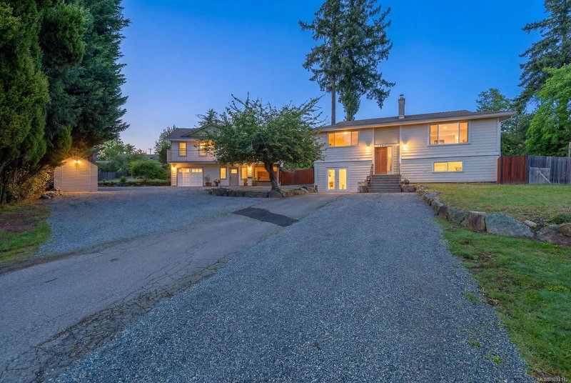 2106 Robbie Pl, Nanaimo, British Columbia