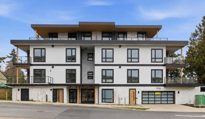 #305 – 990 Doumac Ave, Saanich