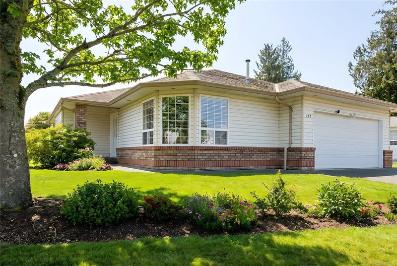 107 Acacia St S, Parksville, British Columbia
