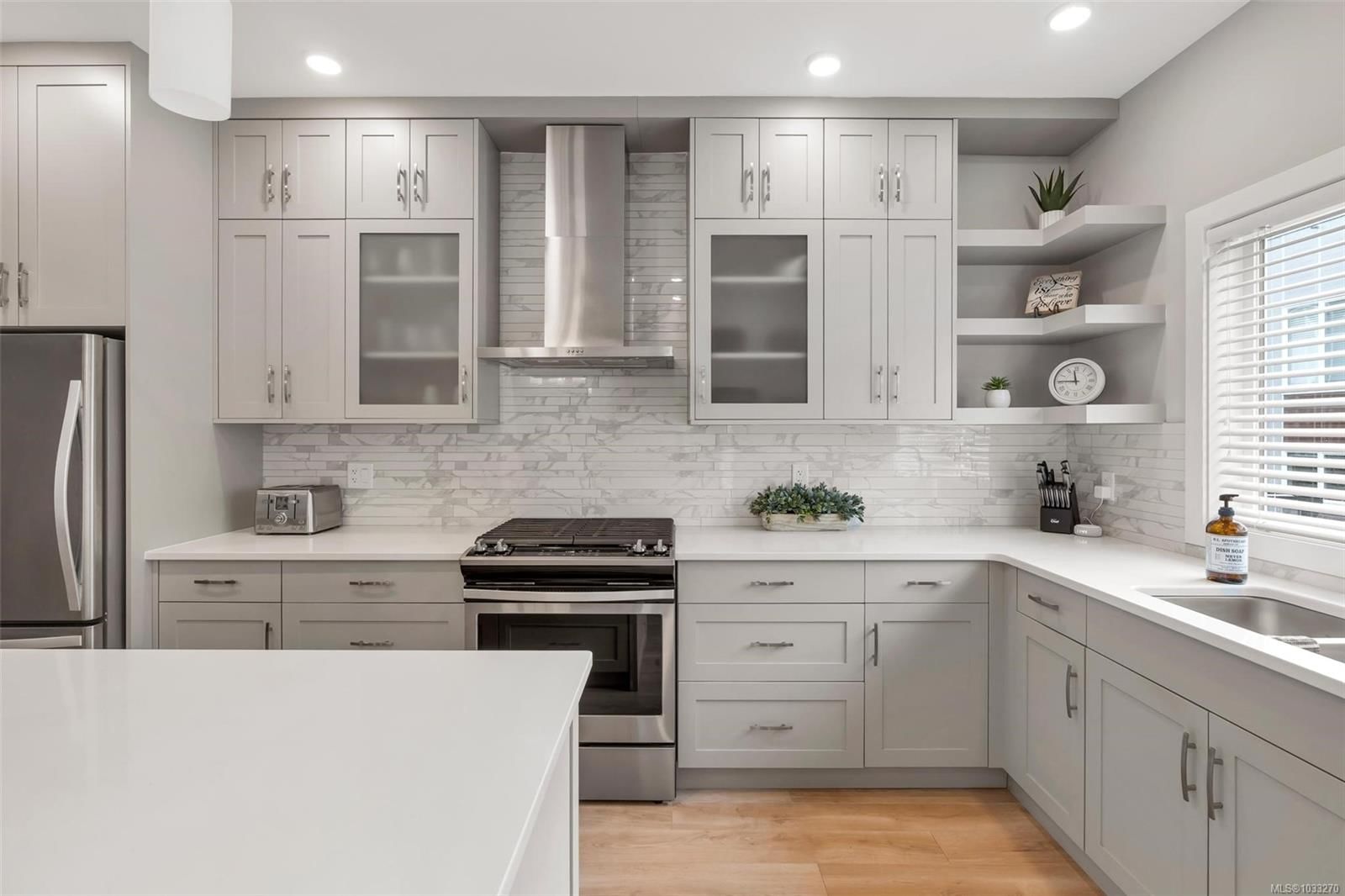 {"zip":"V8Z 5K8","area":"Capital Regional District","city":"Saanich","state":"BC","country":null,"district":null,"addressKey":"134355viewmontavenuesaanich","streetName":"Viewmont","unitNumber":"13","neighborhood":"The Reeve","streetNumber":"4355","streetSuffix":"Ave","communityCode":null,"streetDirection":null,"majorIntersection":null,"streetDirectionPrefix":null}