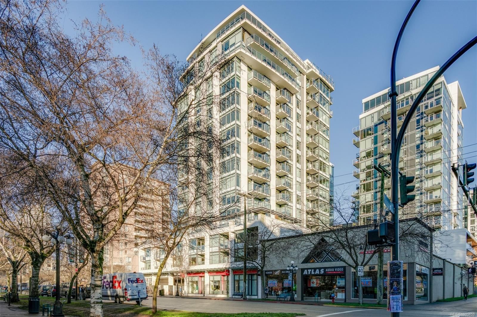 #406 – 960 Yates St, Victoria