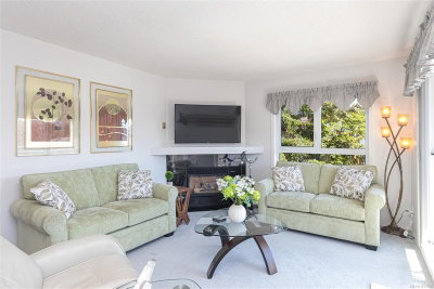 311 – 9919 Fourth St, Sidney