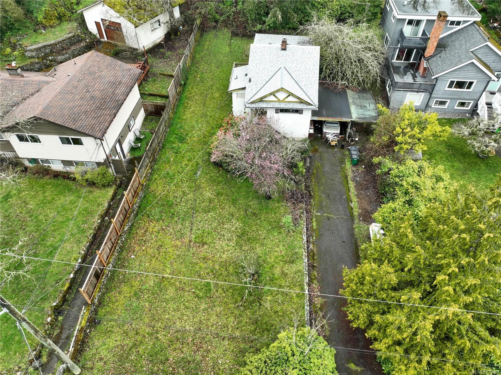 {"zip":"V8Z 4V3","area":"Capital Regional District","city":"Saanich","state":"BC","country":null,"district":null,"addressKey":"4050grangeroadsaanich","streetName":"Grange","unitNumber":null,"neighborhood":"SW Marigold","streetNumber":"4050","streetSuffix":"Rd","communityCode":null,"streetDirection":null,"majorIntersection":null,"streetDirectionPrefix":null}