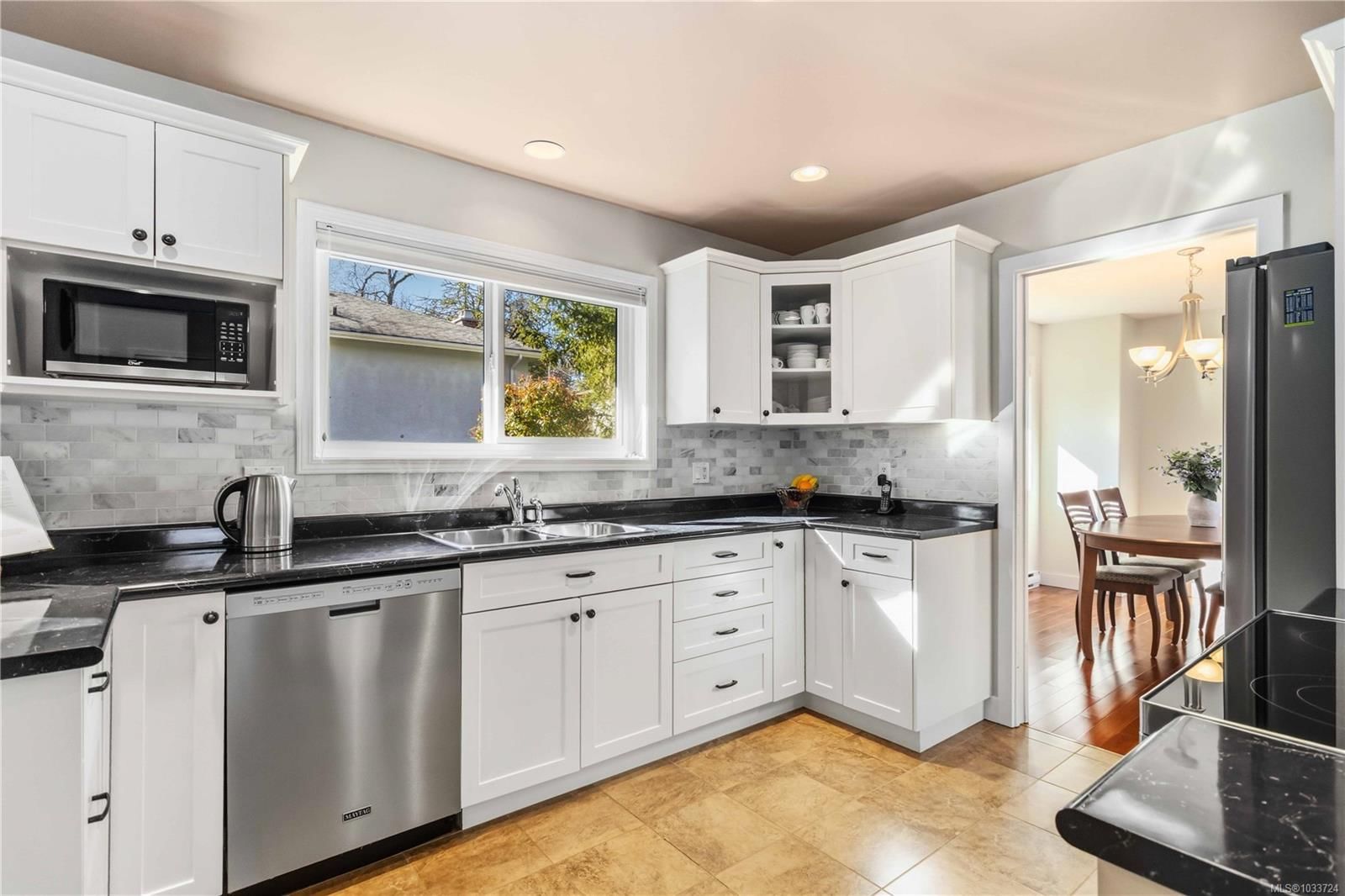 {"zip":"V8X 2M4","area":"Capital Regional District","city":"Saanich","state":"BC","country":null,"district":null,"addressKey":"4120ambassyplacesaanich","streetName":"Ambassy","unitNumber":null,"neighborhood":"SE Lake Hill","streetNumber":"4120","streetSuffix":"Pl","communityCode":null,"streetDirection":null,"majorIntersection":null,"streetDirectionPrefix":null}
