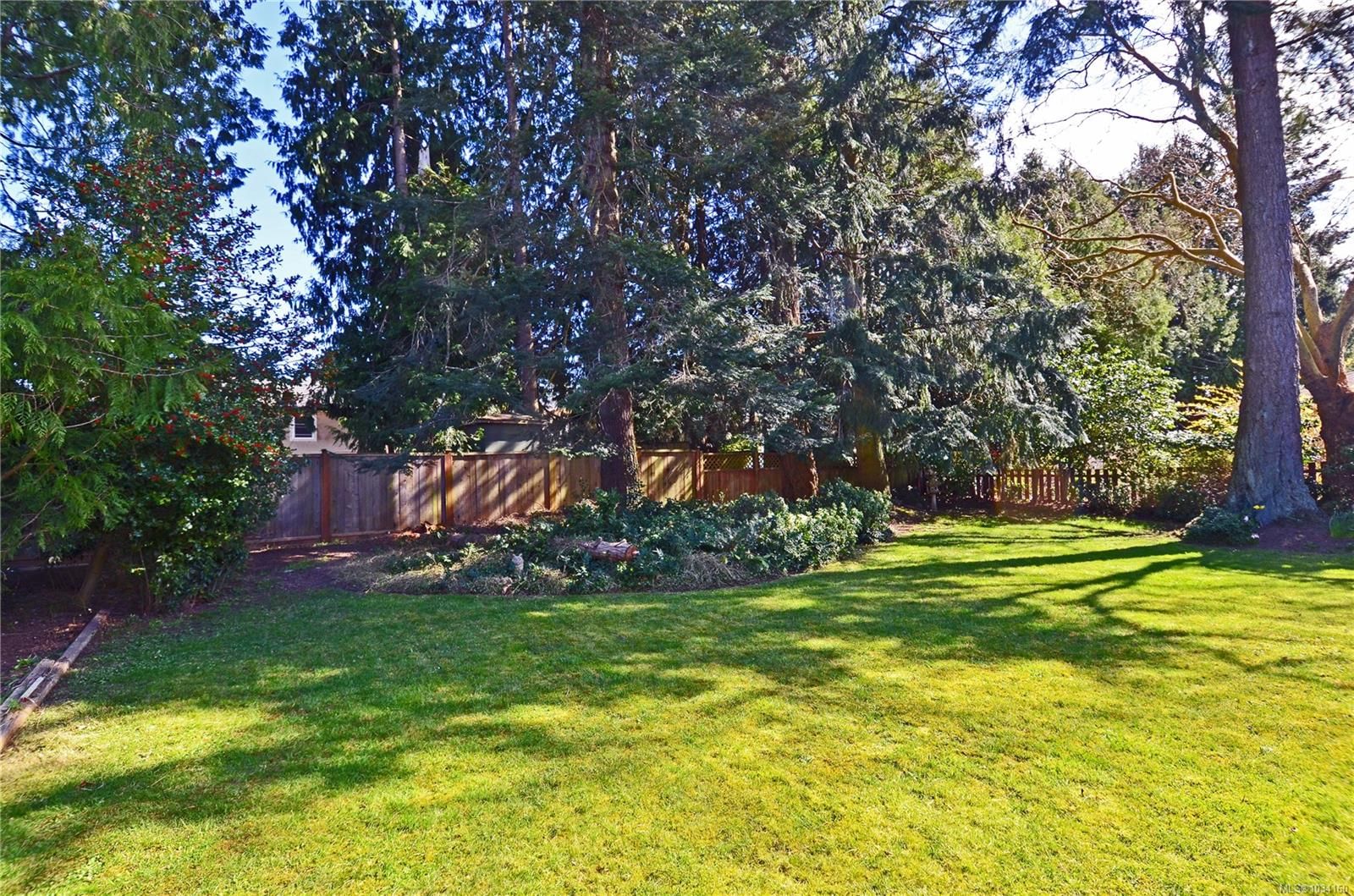 {"zip":"V8N 2P5","area":"Capital Regional District","city":"Saanich","state":"BC","country":null,"district":null,"addressKey":"1838dunnettcrescentsaanich","streetName":"DUNNETT","unitNumber":null,"neighborhood":"SE Gordon Head","streetNumber":"1838","streetSuffix":"Cres","communityCode":null,"streetDirection":null,"majorIntersection":null,"streetDirectionPrefix":null}