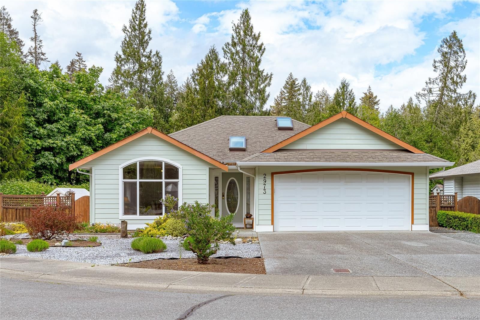 {"zip":"V0R 1K3","area":"North Cowichan, Municipality of","city":"Chemainus","state":"BC","country":null,"district":null,"addressKey":"2973caswellstreetchemainus","streetName":"CASWELL","unitNumber":null,"neighborhood":"Du Chemainus","streetNumber":"2973","streetSuffix":"St","communityCode":null,"streetDirection":null,"majorIntersection":null,"streetDirectionPrefix":null}