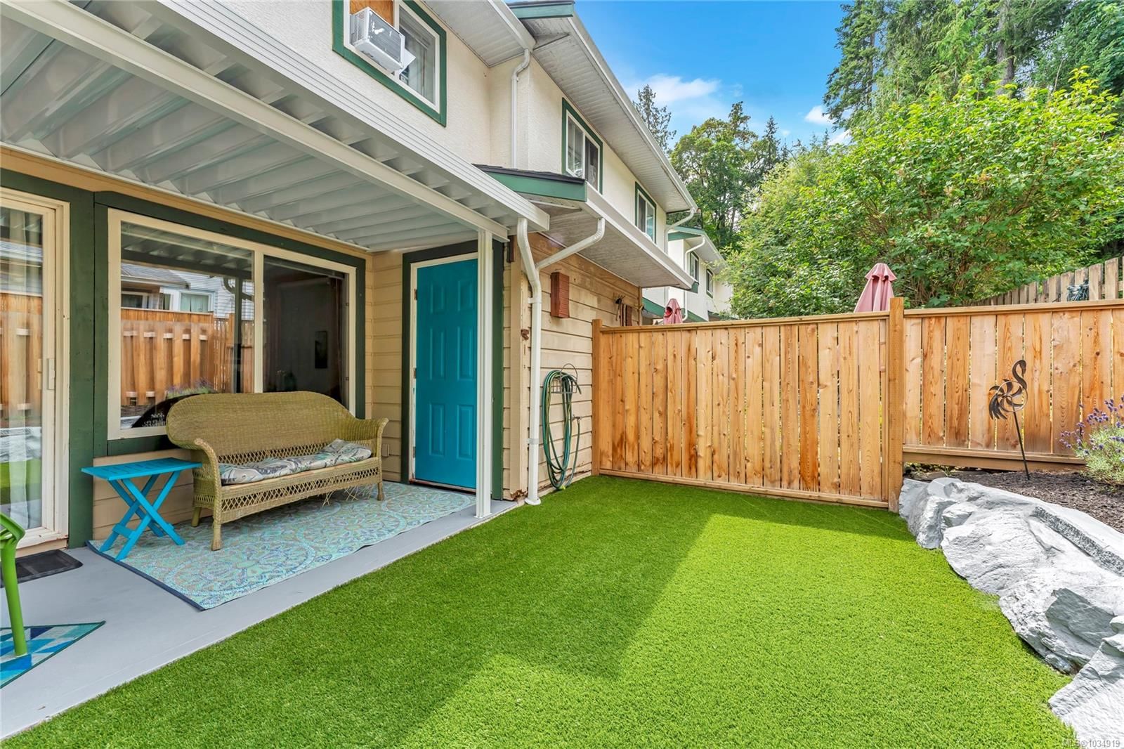 {"zip":"V9L 4B9","area":"Duncan, City of","city":"Duncan","state":"BC","country":null,"district":null,"addressKey":"73242cowichanlakeroadduncan","streetName":"Cowichan Lake","unitNumber":"7","neighborhood":"Timberline Grove","streetNumber":"3242","streetSuffix":"Rd","communityCode":null,"streetDirection":null,"majorIntersection":null,"streetDirectionPrefix":null}