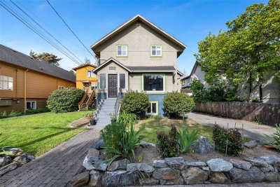 1622 Camosun St, Victoria
