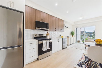 #204 – 777 Station Ave, Langford