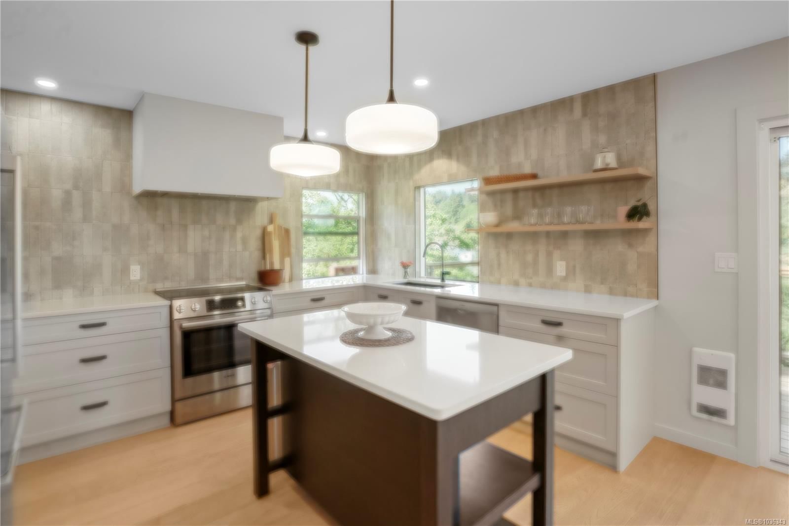 {"zip":"V8Z 2S7","area":"Capital Regional District","city":"Saanich","state":"BC","country":null,"district":null,"addressKey":"1071hyacinthavenuesaanich","streetName":"Hyacinth","unitNumber":null,"neighborhood":"SW Strawberry Vale","streetNumber":"1071","streetSuffix":"Ave","communityCode":null,"streetDirection":null,"majorIntersection":null,"streetDirectionPrefix":null}