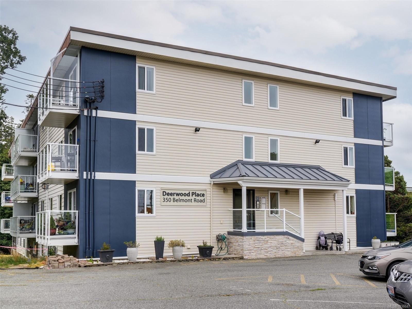 {"zip":"V9C 1B1","area":"Capital Regional District","city":"Colwood","state":"BC","country":null,"district":null,"addressKey":"301350belmontroadcolwood","streetName":"Belmont","unitNumber":"301","neighborhood":"Co Colwood Corners","streetNumber":"350","streetSuffix":"Rd","communityCode":null,"streetDirection":null,"majorIntersection":null,"streetDirectionPrefix":null}