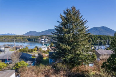 1767 Cedar Rd, Ucluelet