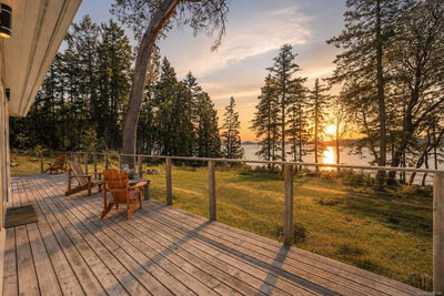 105 Mapleleaf Lane, Sidney Island
