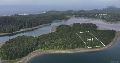 SL 3 Kvarno Island, Ucluelet