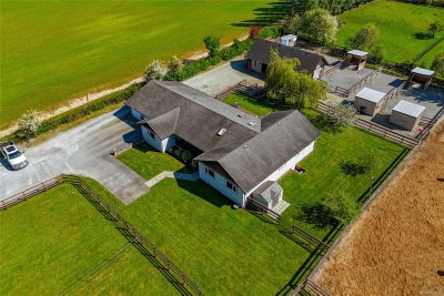 1609 Keating Cross Rd, Central Saanich