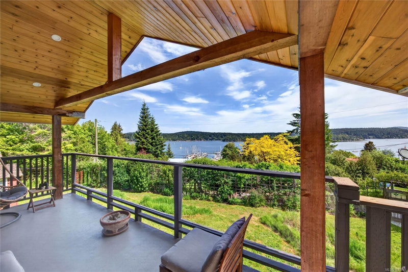 144 Douglas Rd, Salt Spring, British Columbia
