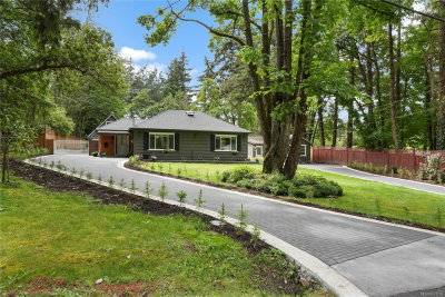 5470 Alderley Rd, Saanich
