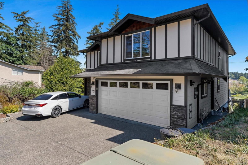 721 Nirwan Pl, Langford, British Columbia