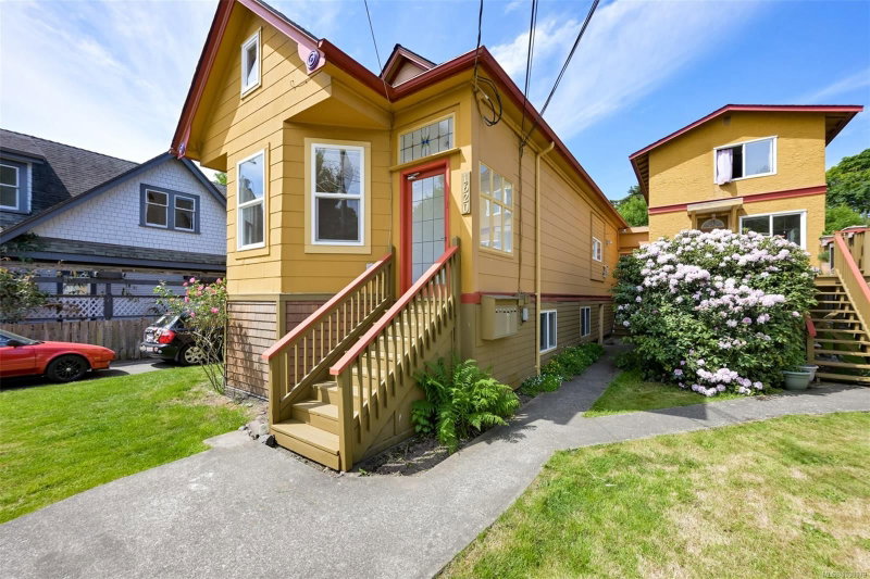 1620 Camosun St, Victoria, British Columbia