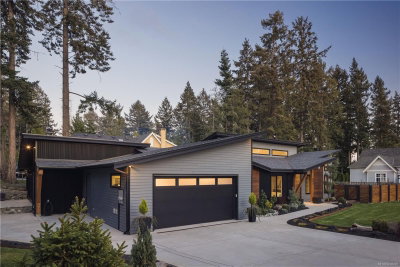 593 Downey Rd, North Saanich