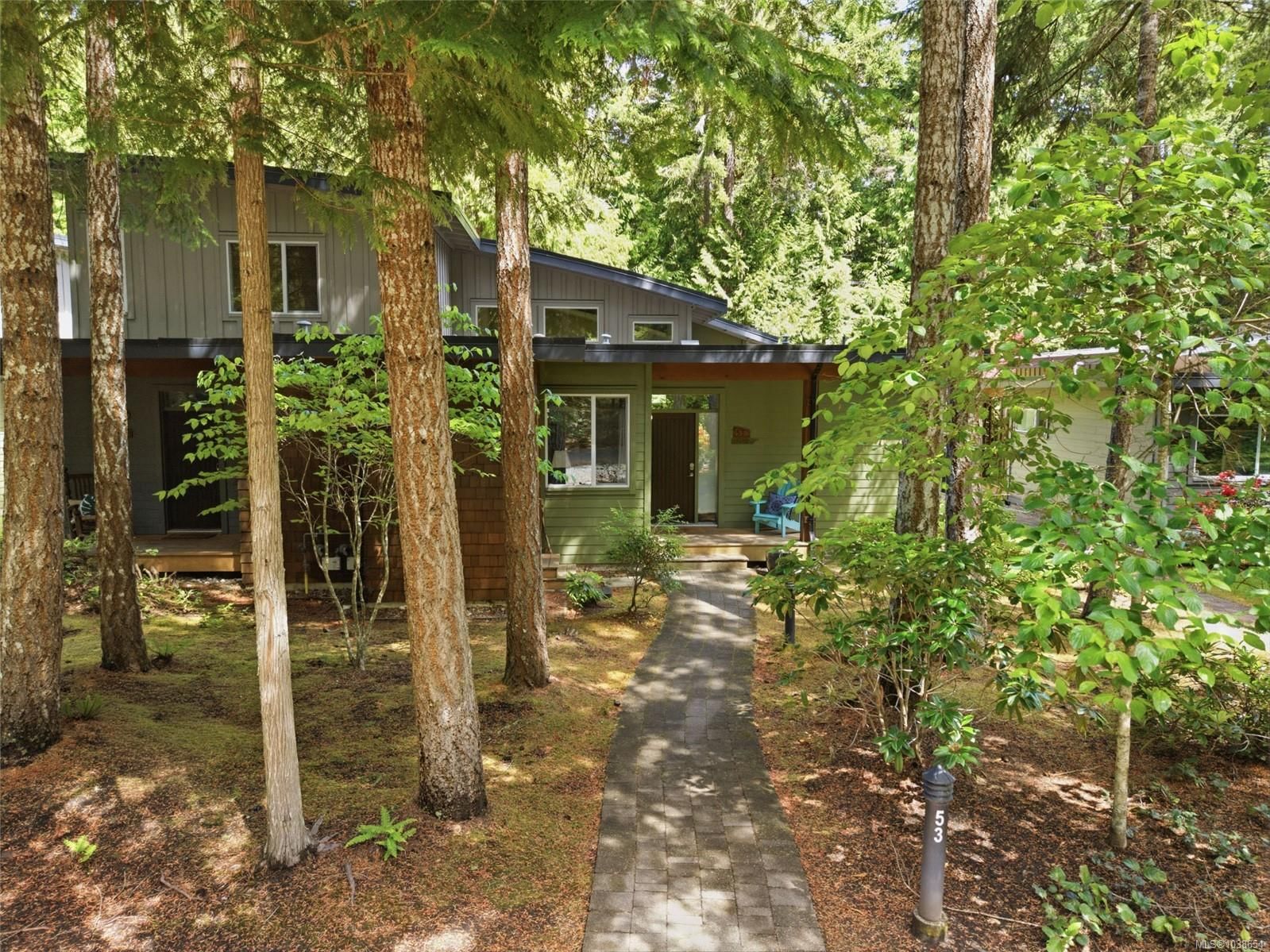 #53 1059 Tanglewood Pl