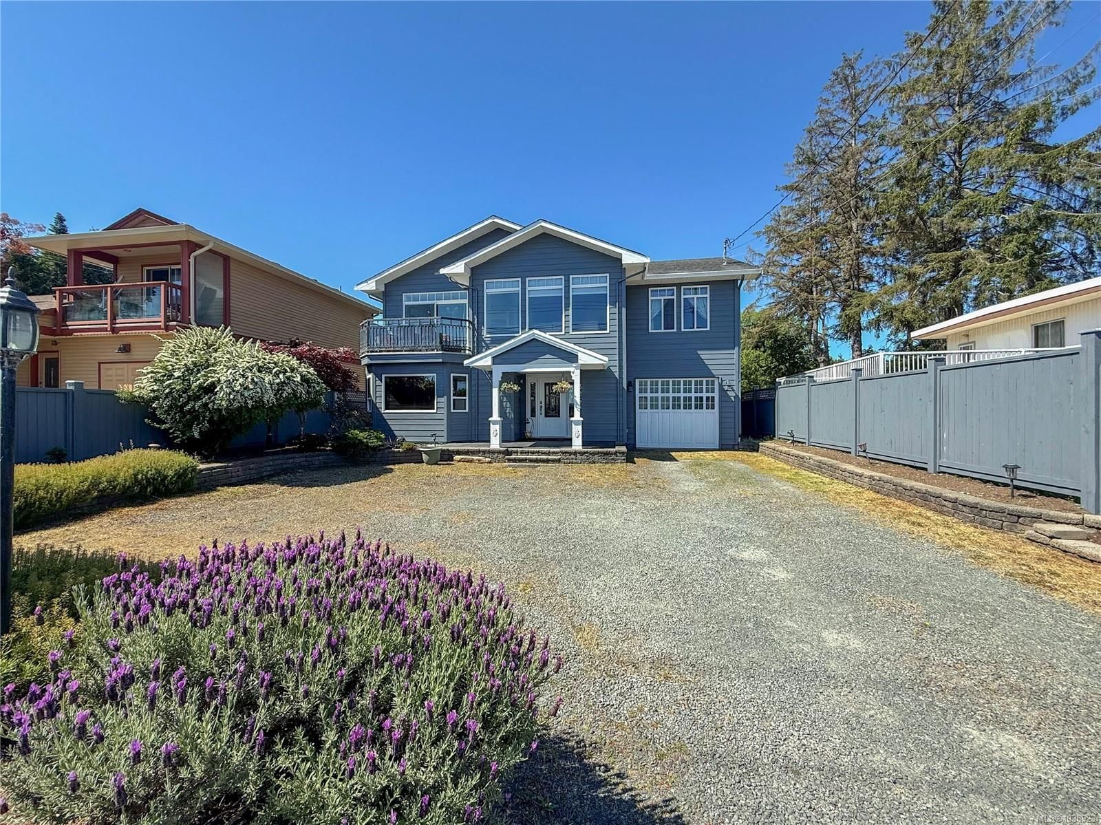 3264 Island Hwy