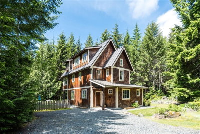 3890 Trailhead Dr, Sooke