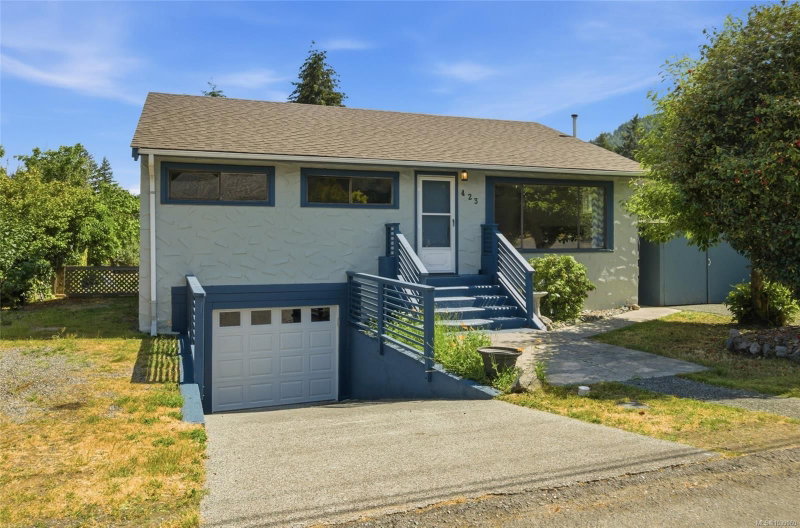 423 Hambrook St, Ladysmith, British Columbia