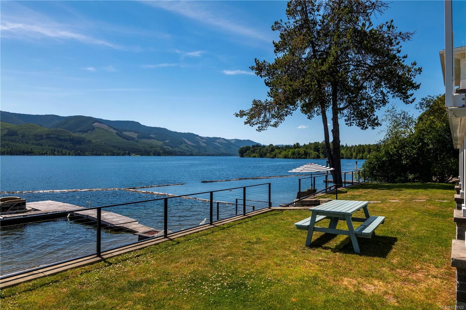 10684 Lake Blvd property photo